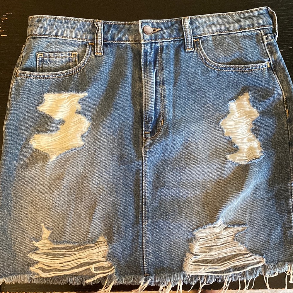 NWT Hollister Ultra High-Rise Distressed Jean Skirt Sz 11 Waist 30